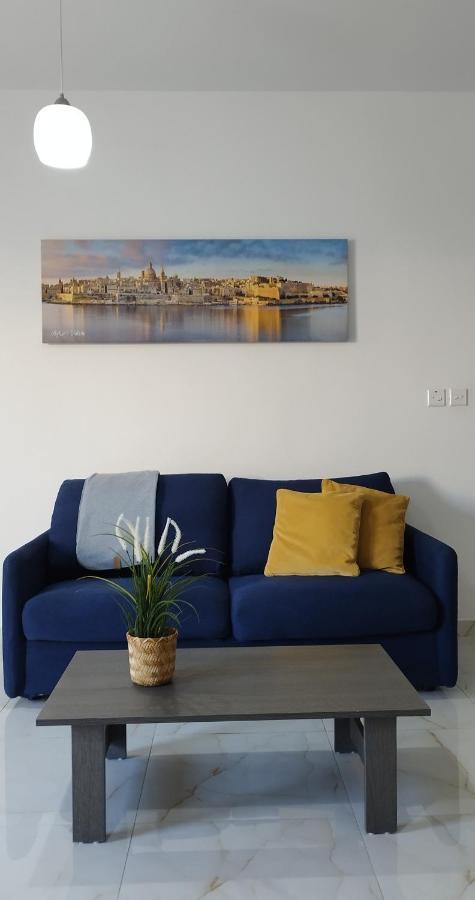 Large And Modern Apartment In The Centre Of Malta Mosta Ngoại thất bức ảnh