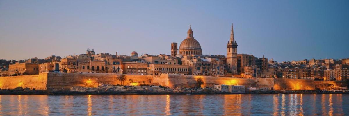 Large And Modern Apartment In The Centre Of Malta Mosta Ngoại thất bức ảnh